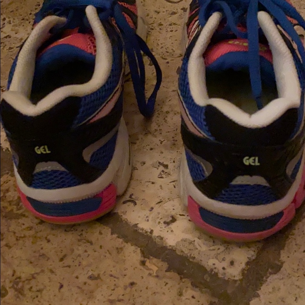 ASICS sneakers - Picture 4 of 10